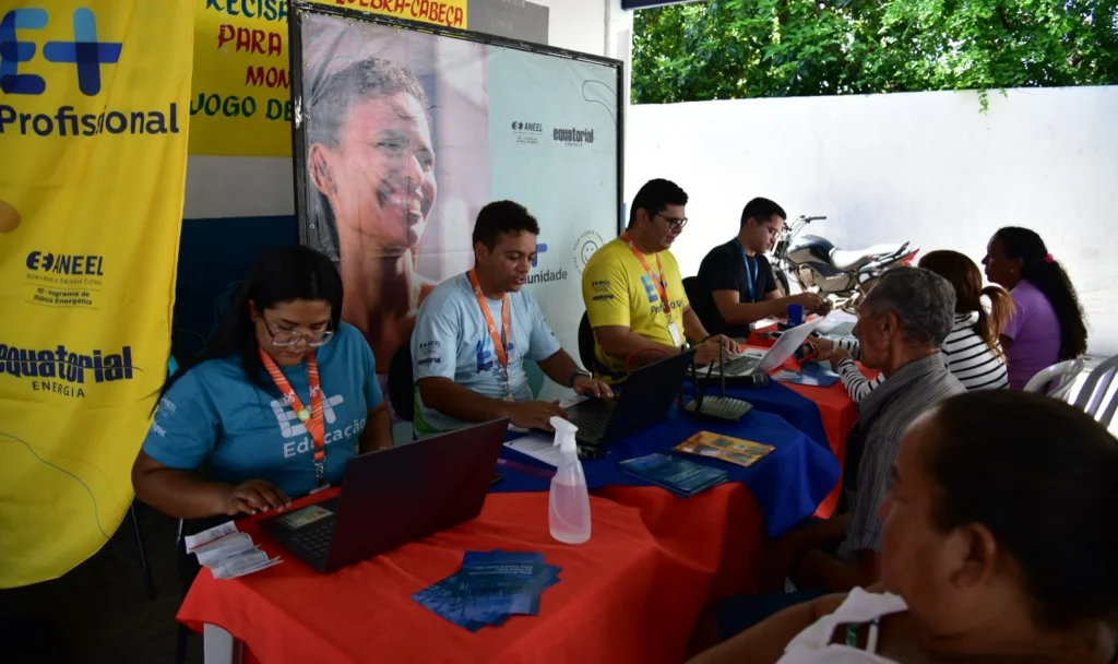 Equatorial Piauí promove mutirão de serviços com troca de geladeiras em Floriano, Pedro II e Nazária