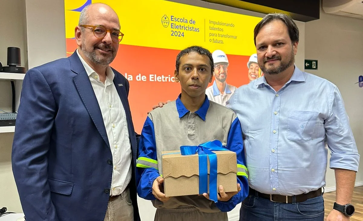 Equatorial Piauí forma em Teresina novos profissionais do setor elétrico pela Escola de Eletricistas